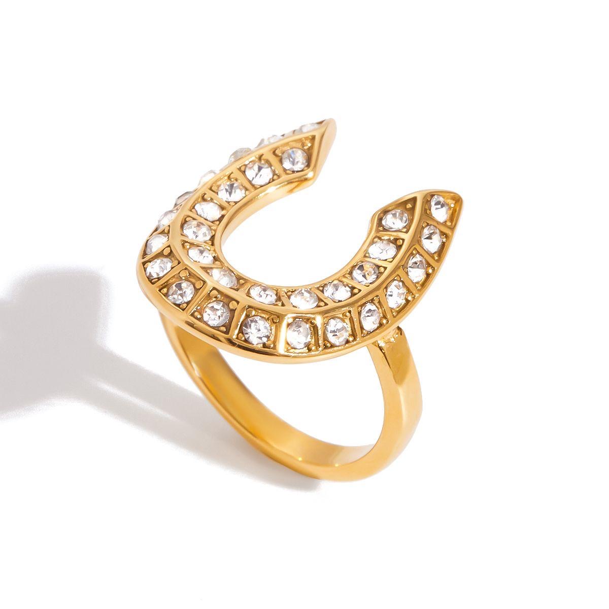 Elegant Arc Ring