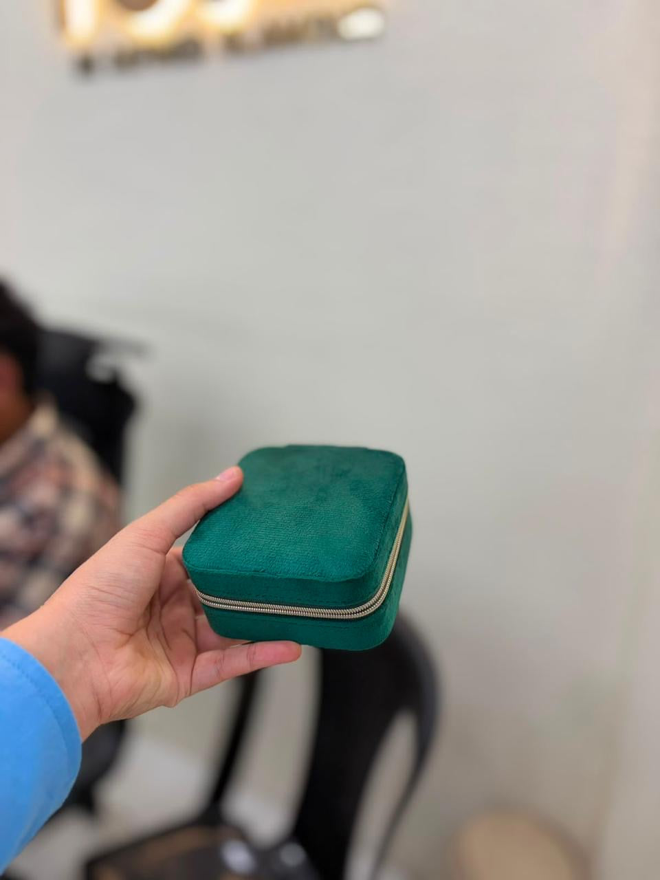 VELVET GLOW BOX - MEDIUM