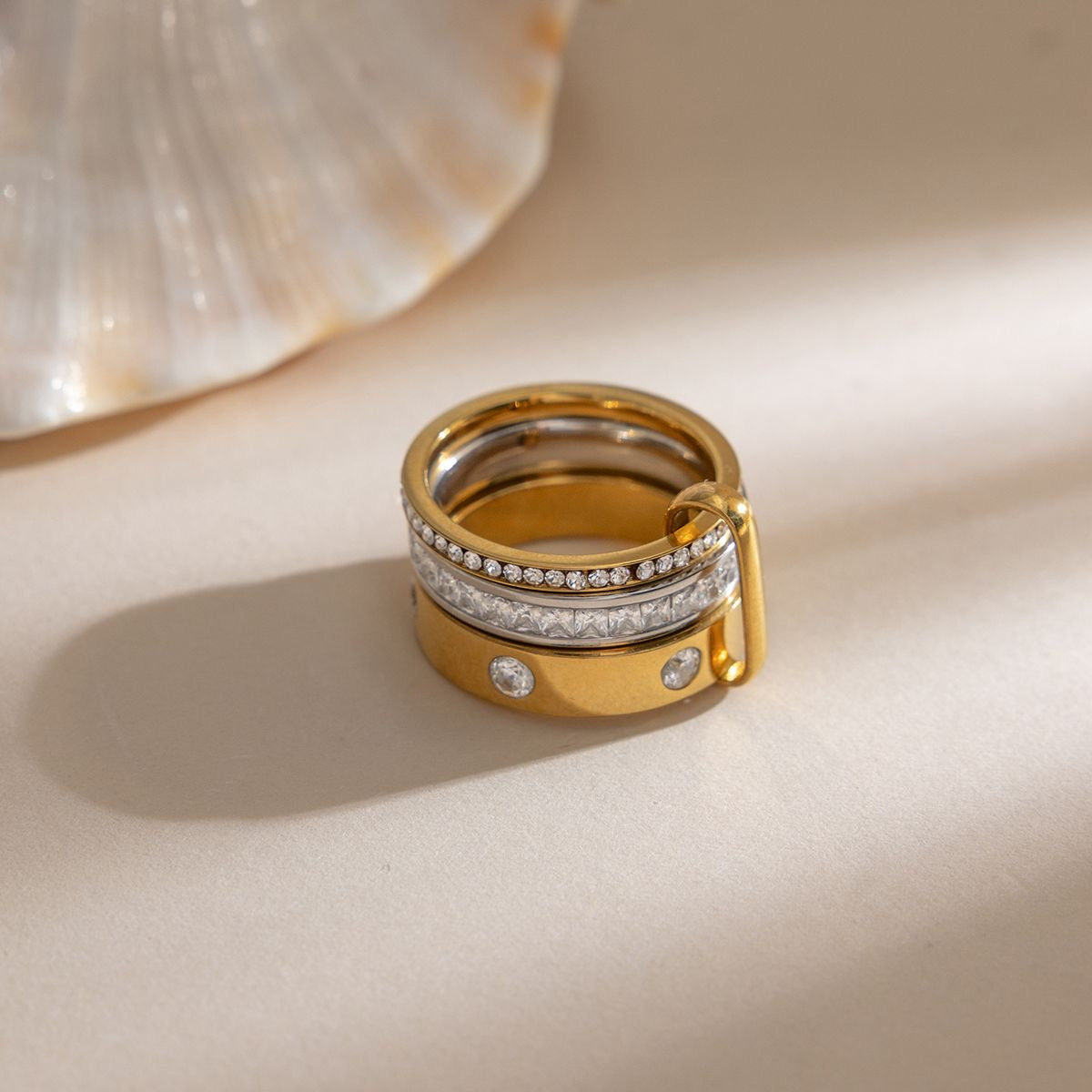 Royal Orbit Ring