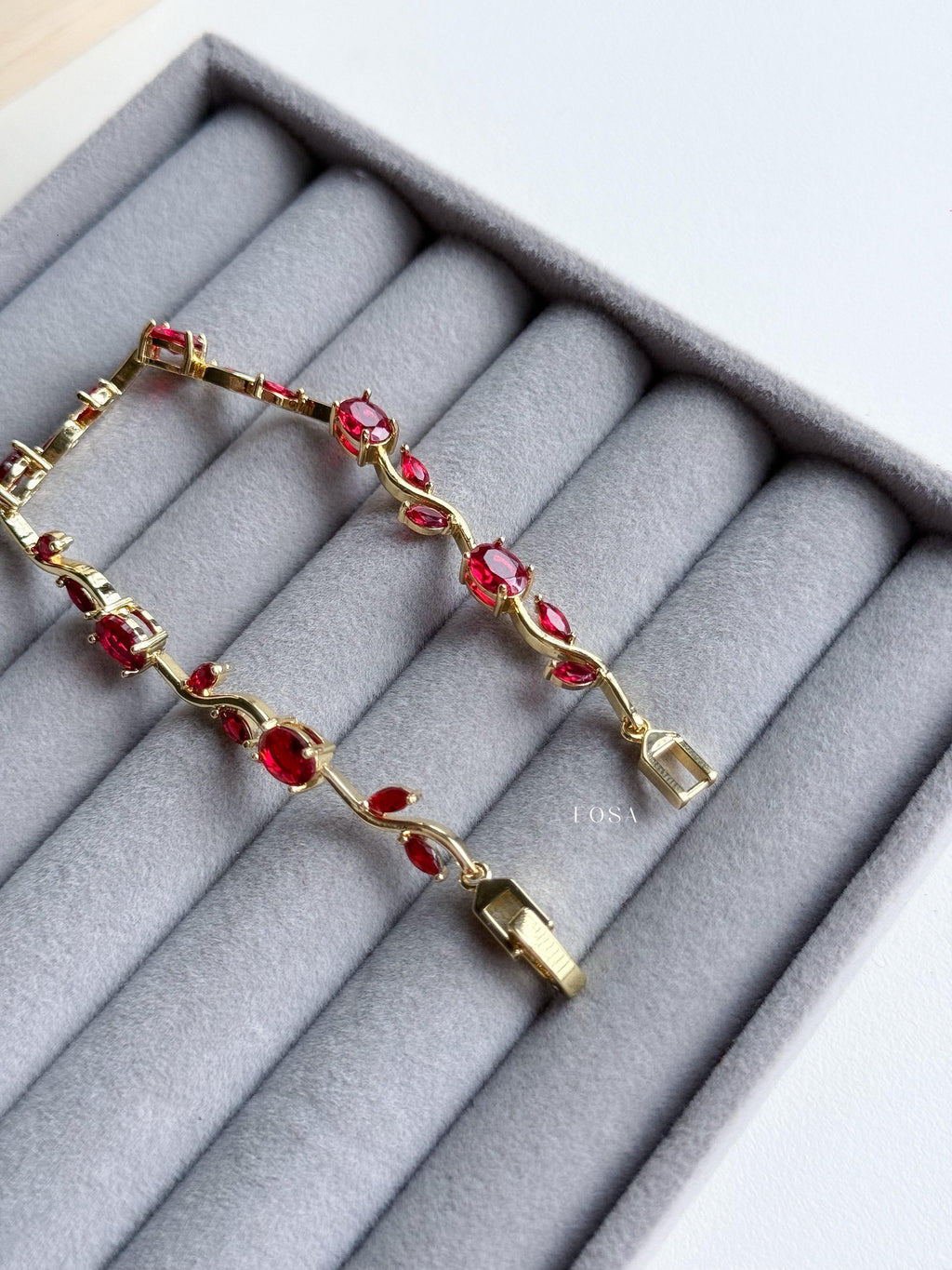 TULIP BRACELET
