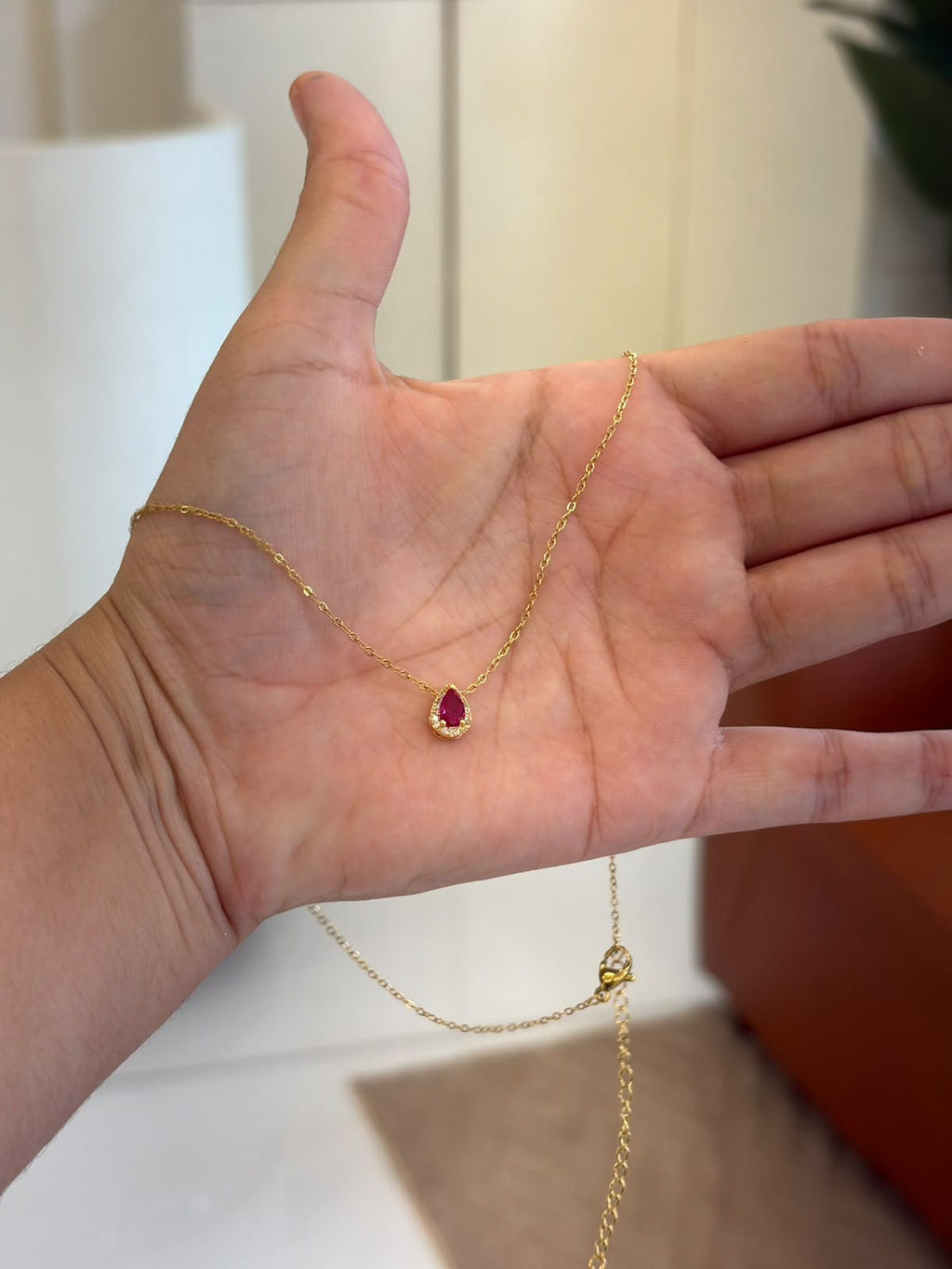 SUNLIT RUBY DROP SET
