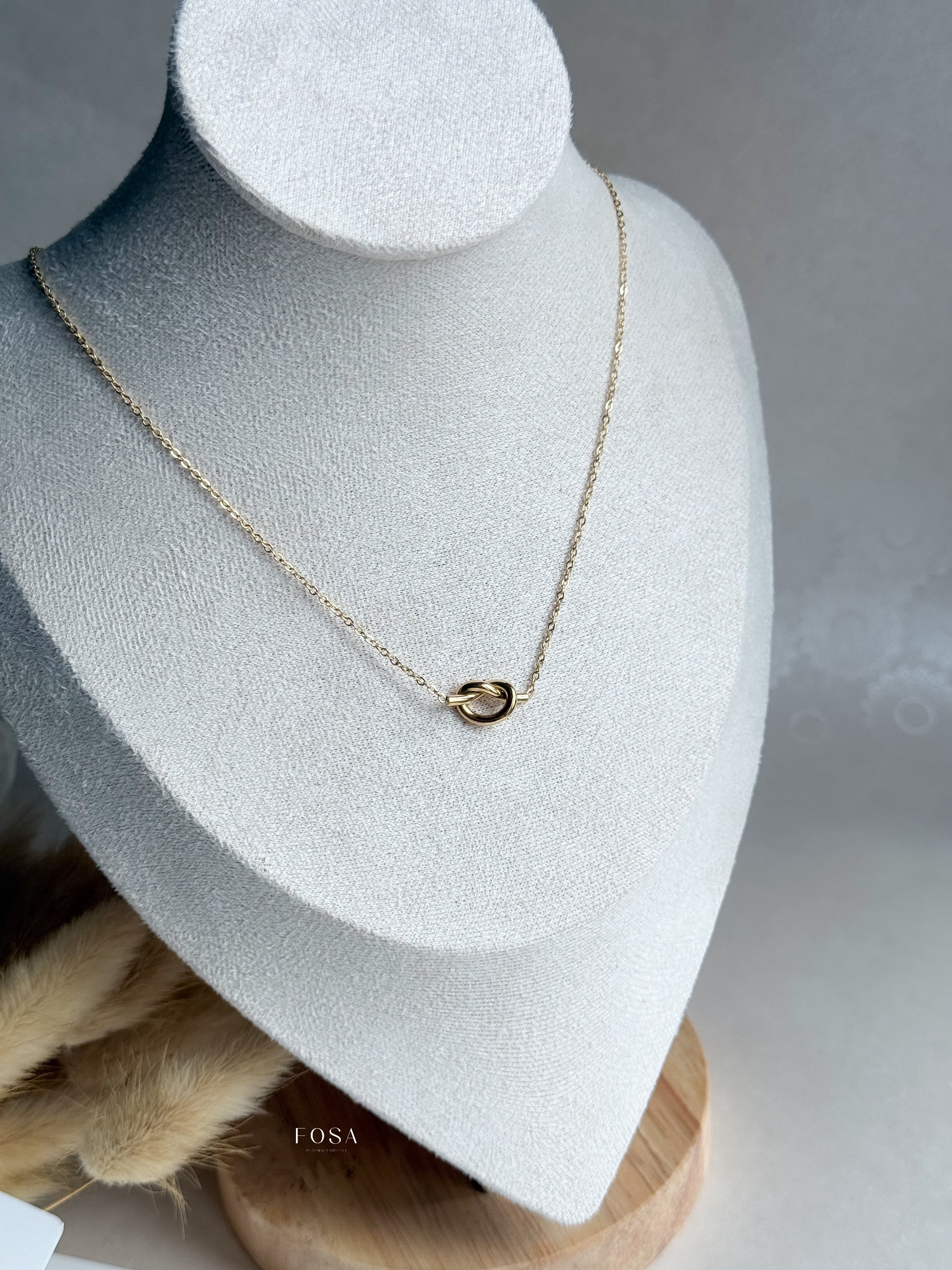 ETERNAL KNOT