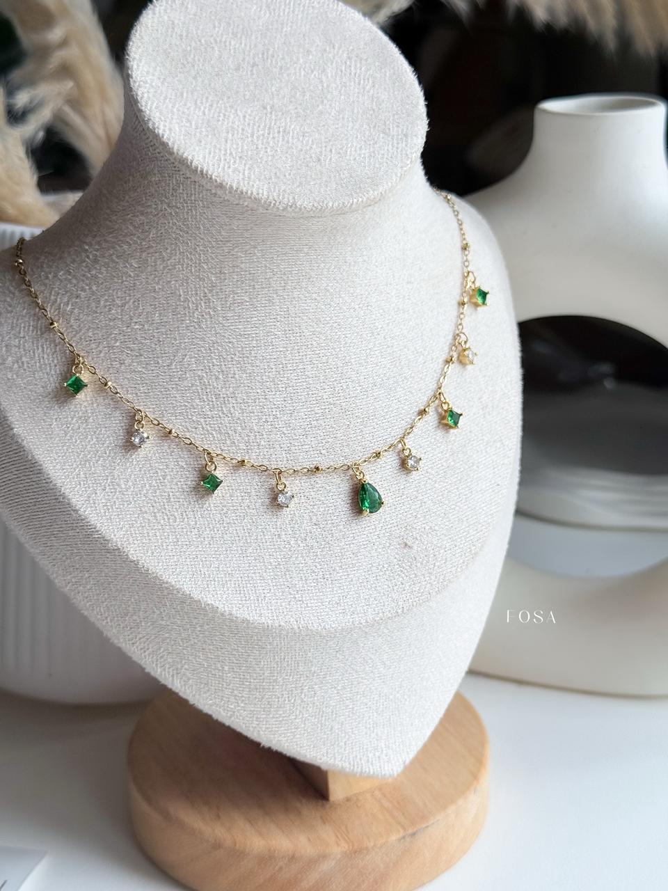 Emerald Glow necklace
