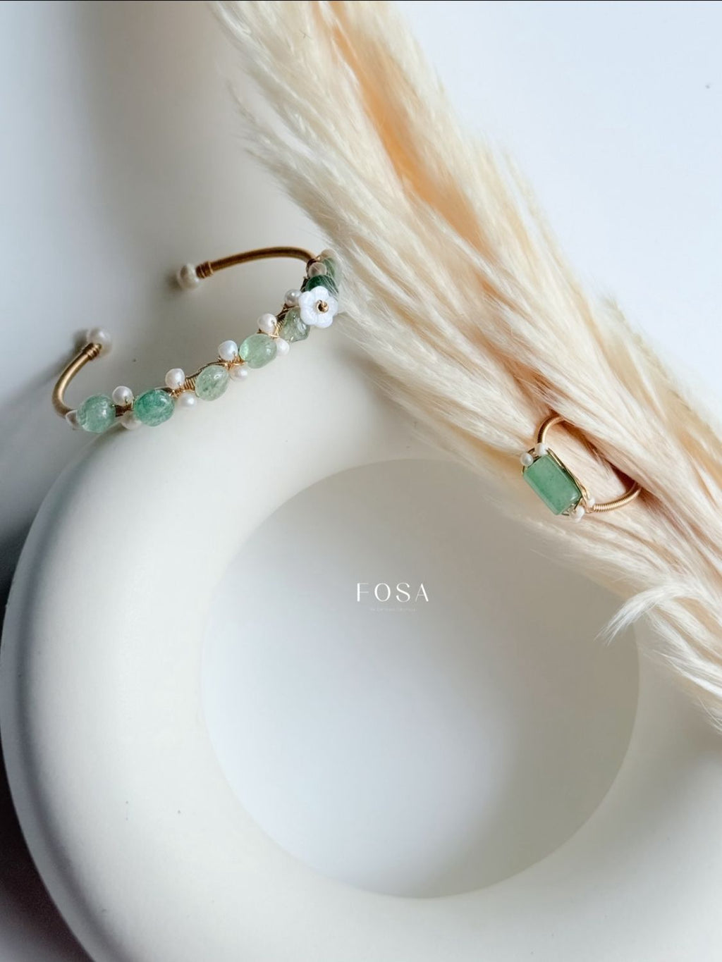 EMERALD CUFF