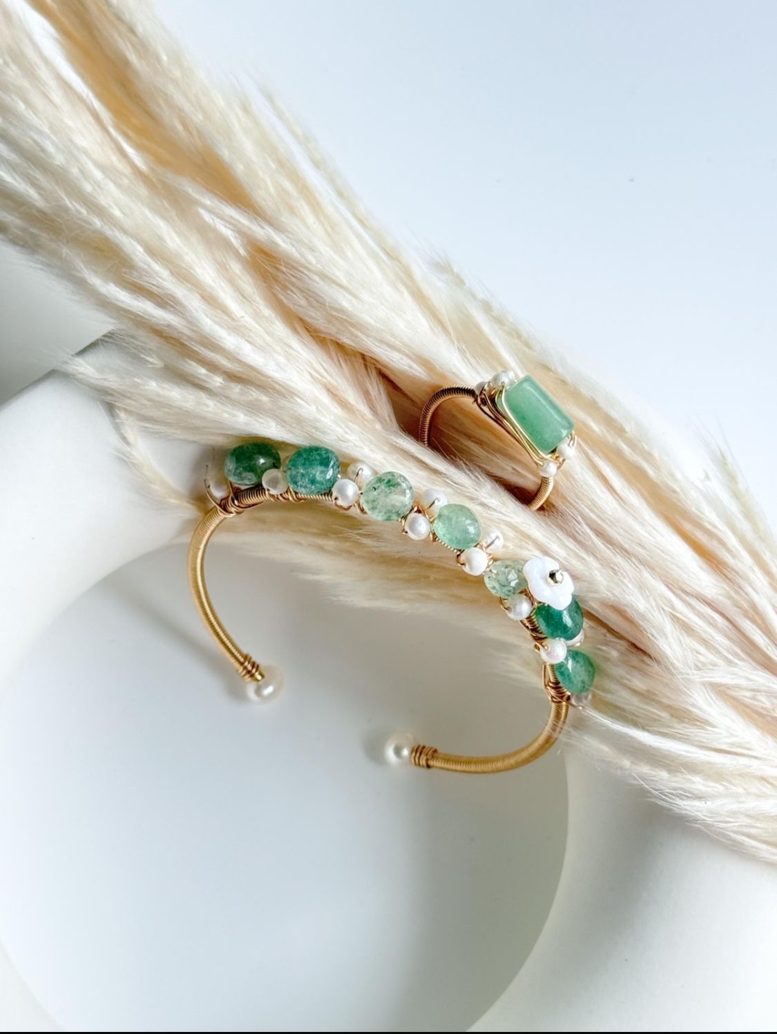 EMERALD CUFF