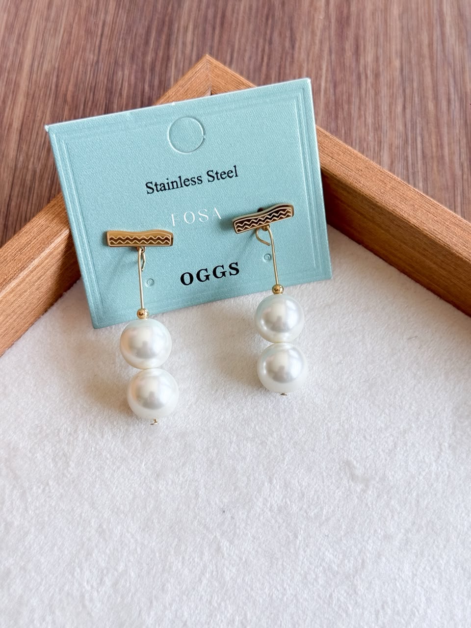 Wave Pearl Earrings