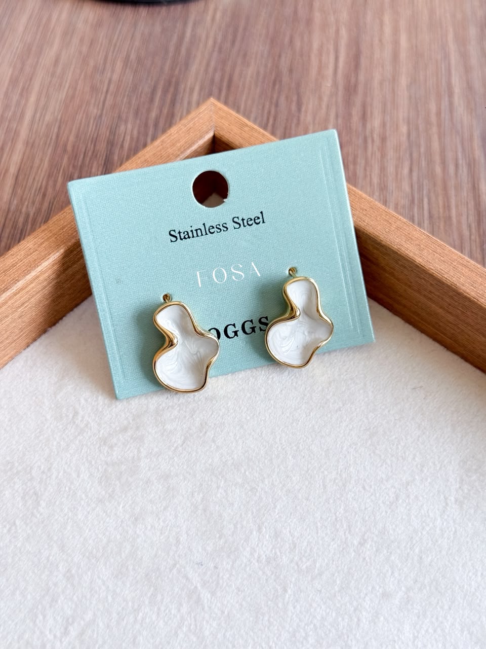 Ivory Flow Earrings