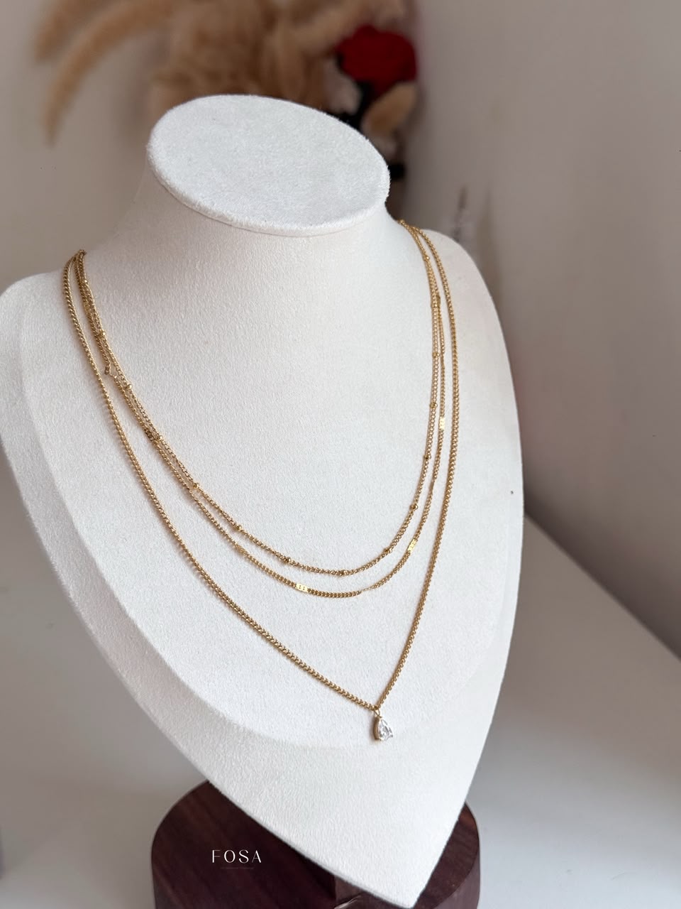 LAYER LUXE NECKLACE