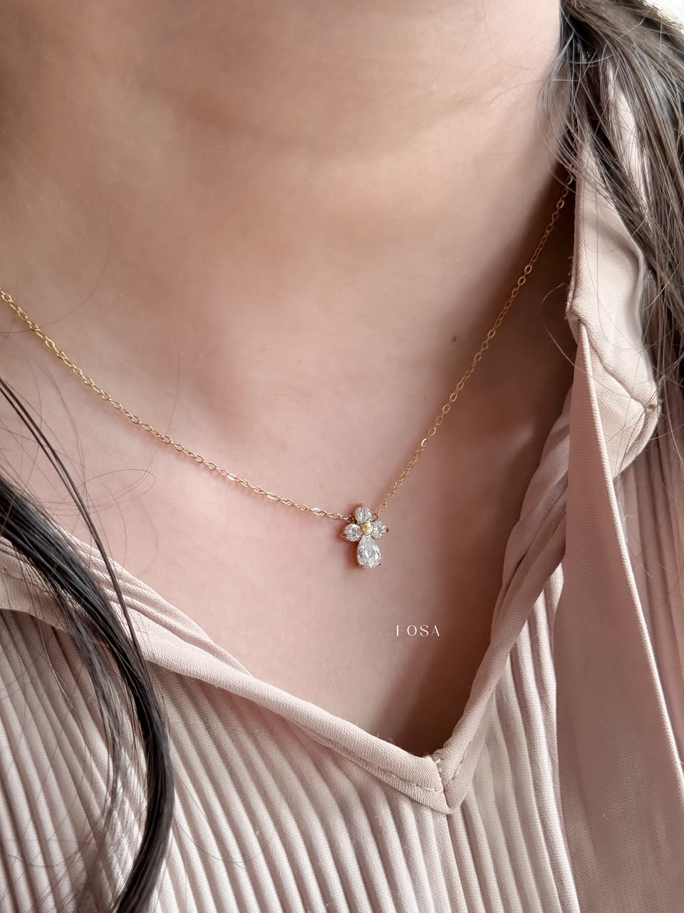 FLORA DROP NECKLACE