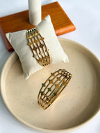 Roman cuff
